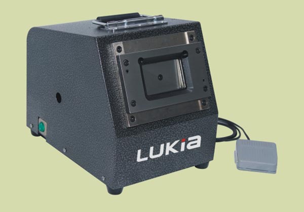 HTCP-308-2台式電動衝(chong) 卡機.jpg